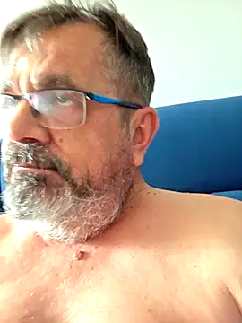 axecoman60 online show from 03.15.26