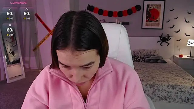 Bellla Haddid online show from 11.02.25