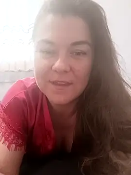 Snapshot of LunikaLunaX chatting on 06.24.26 LunikaLunaX online show from 06.24.26