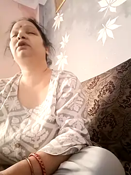 Kavya kapoor online show from 03.18.25