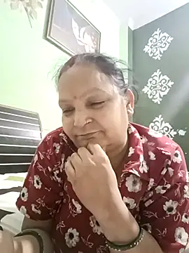 Kavya kapoor online show from 07.25.26