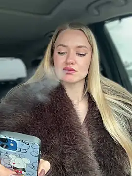 Snapshot of Devill_Angel_ chatting on 02.08.26 Devill Angel online show from 02.08.26