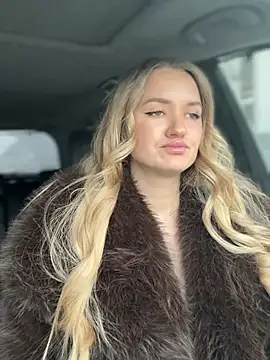 Snapshot of Devill_Angel_ chatting on 02.12.26 Devill Angel online show from 02.12.26