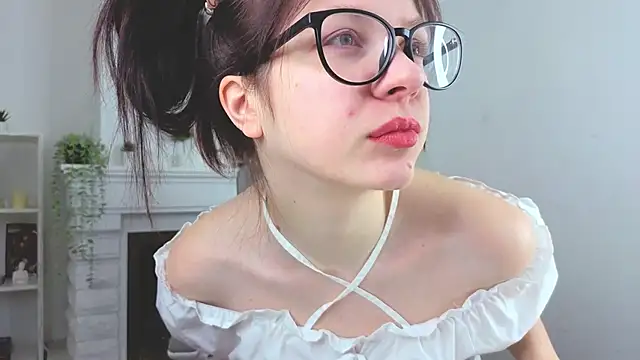 Baby Evalena online show from 01.06.26