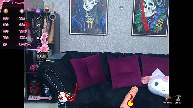 Snapshot of CamiilaMarti chatting on 12.23.24 CamiilaMarti online show from 12.23.24