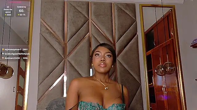Snapshot of Lola_King chatting on 01.17.25 Lola King online show from 01.17.25