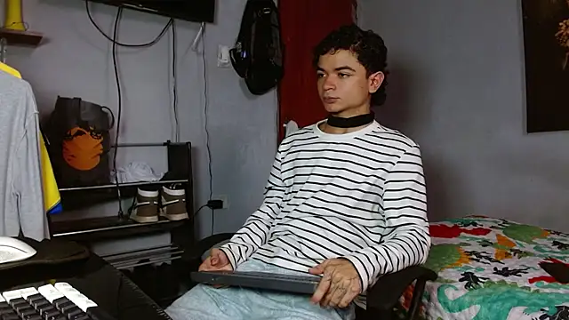Lovebeng  online show from 07.06.26