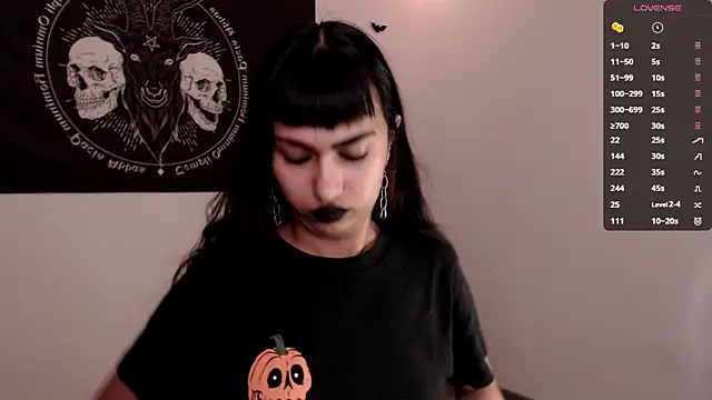 Snapshot of Little-Lucifer chatting on 10.31.25 Little-Lucifer online show from 10.31.25