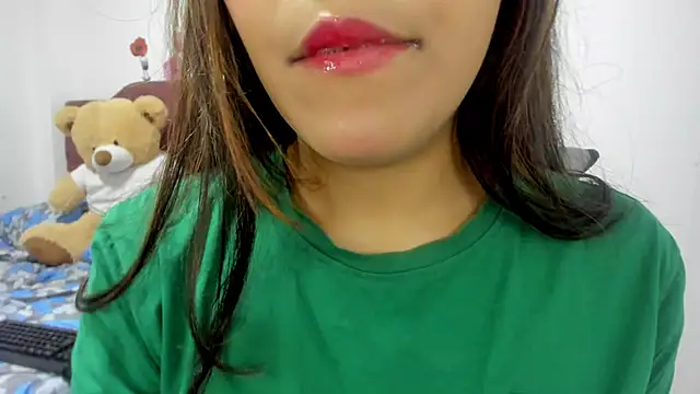 veky saliva01 online show from 02.10.25