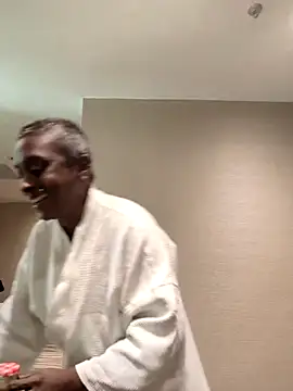 mamakarma1403 online show from 04.26.26