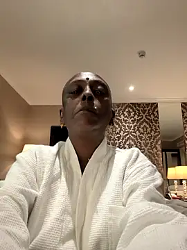 mamakarma1403 online show from 04.28.26