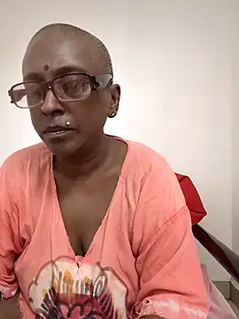 mamakarma1403 online show from 06.14.26