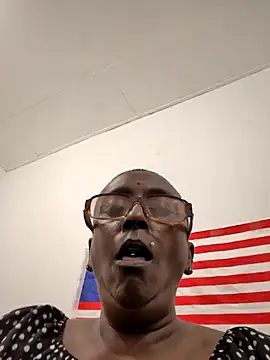 mamakarma1403 online show from 07.23.26