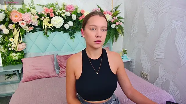 AliceBrayan online show from 10.11.25