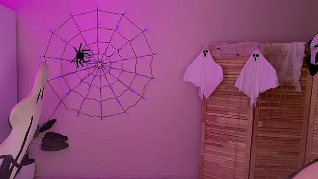 Miss Mia Murr online show from 10.30.25