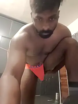 Snapshot of VivaanDRX chatting on 12.15.24 VivaanDRX online show from 12.15.24