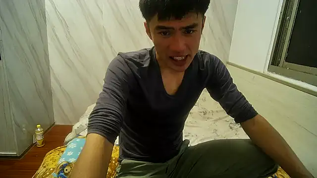 Snapshot of Big19Asia chatting on 12.25.24 Big19Asia online show from 12.25.24