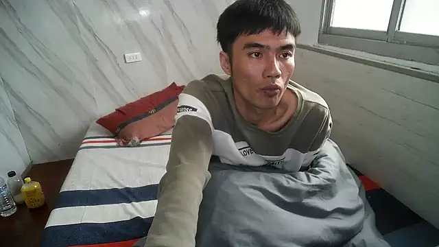 Snapshot of Big19Asia chatting on 12.28.24 Big19Asia online show from 12.28.24