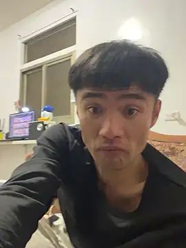 Snapshot of Big19Asia chatting on 02.05.25 Big19Asia online show from 02.05.25