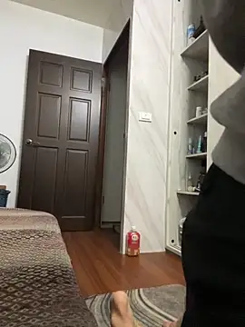 Snapshot of Big19Asia chatting on 02.26.25 Big19Asia online show from 02.26.25