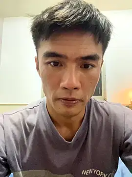 Snapshot of Big19Asia chatting on 10.22.25 Big19Asia online show from 10.22.25