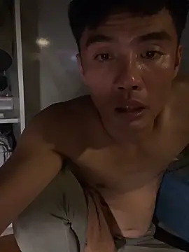 Snapshot of Big19Asia chatting on 10.23.25 Big19Asia online show from 10.23.25