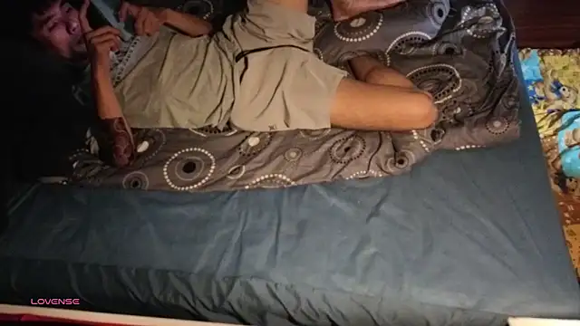 Snapshot of Big19Asia chatting on 11.10.25 Big19Asia online show from 11.10.25