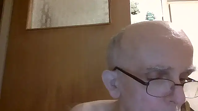 Snapshot of mariusica1@xh chatting on 07.14.26 mariusica1xh online show from 07.14.26