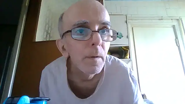 Snapshot of mariusica1@xh chatting on 08.02.26 mariusica1xh online show from 08.02.26