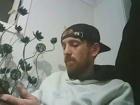 Snapshot of PocoLoco420 chatting on 05.06.26 PocoLoco420 online show from 05.06.26