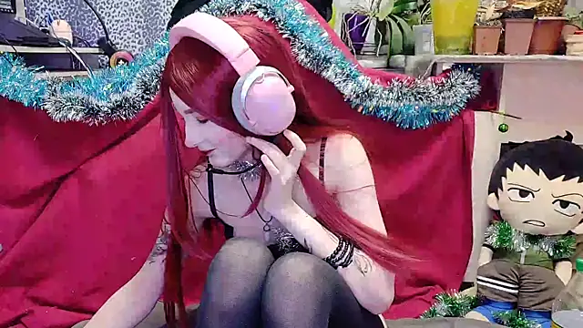 Snapshot of Linda_Harrisons chatting on 12.21.24 Linda Harrisons online show from 12.21.24