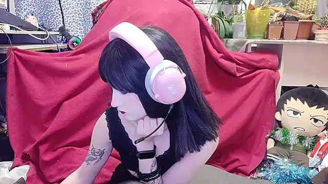 Snapshot of Linda_Harrisons chatting on 01.14.25 Linda Harrisons online show from 01.14.25