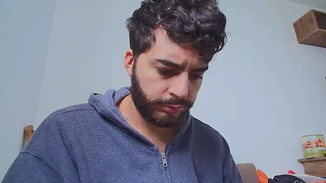 Snapshot of thomas_gun chatting on 02.19.26 thomas gun online show from 02.19.26