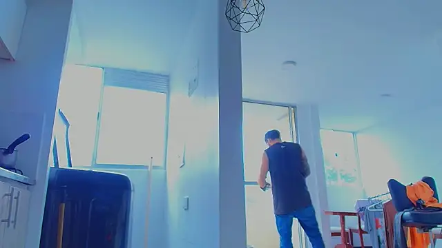 Snapshot of thomas_gun chatting on 03.01.26 thomas gun online show from 03.01.26