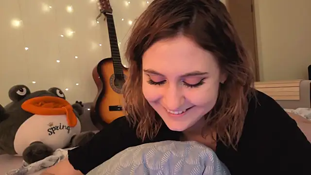 Diana Flower online show from 09.17.25