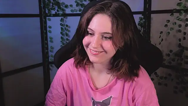Snapshot of Diana_Flower chatting on 05.17.26 Diana Flower online show from 05.17.26