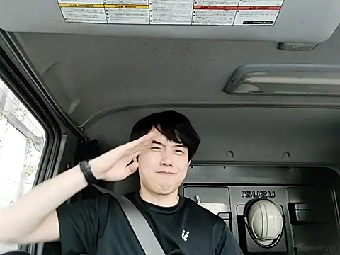 Snapshot of whitebriefboy chatting on 07.29.26 whitebriefboy online show from 07.29.26