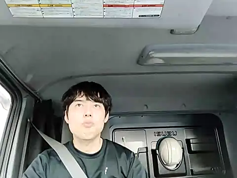 Snapshot of whitebriefboy chatting on 07.30.26 whitebriefboy online show from 07.30.26