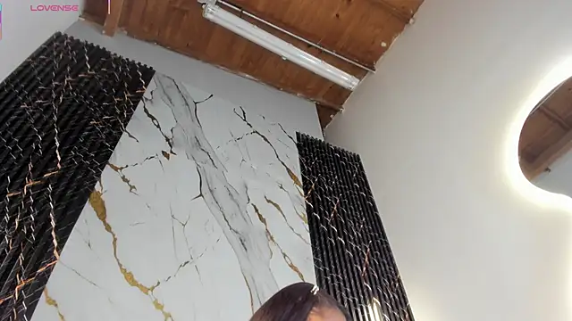 ebony hot1 online show from 02.17.26