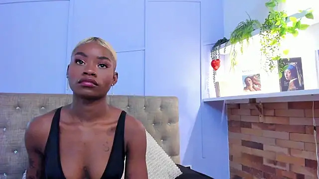 amber-hill online show from 02.03.26