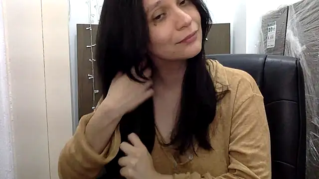 Snapshot of beatrizspbr chatting on 03.13.26 beatrizspbr online show from 03.13.26