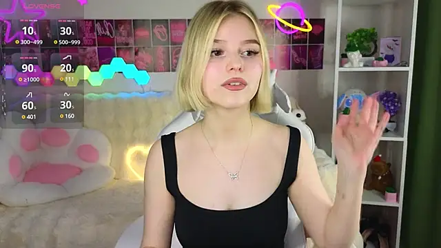 Snapshot of Dragonwind chatting on 02.23.25 Dragonwind online show from 02.23.25