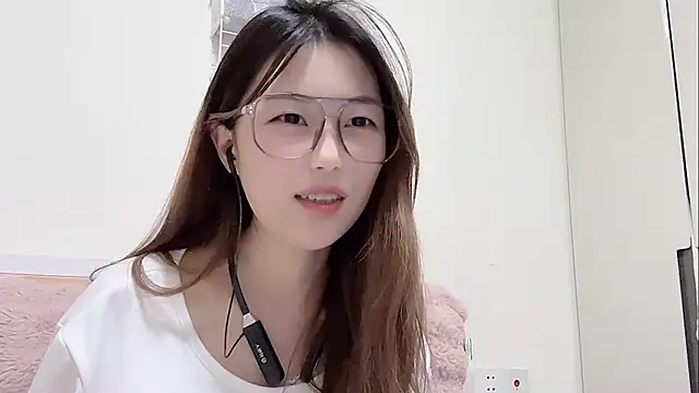 Sweet-Angel999 online show from 02.28.26