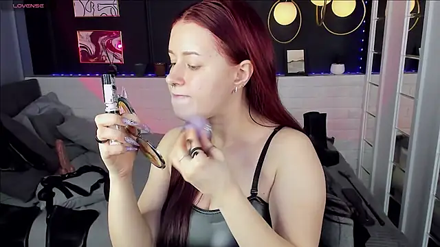 Lily Moonlight online show from 11.07.25