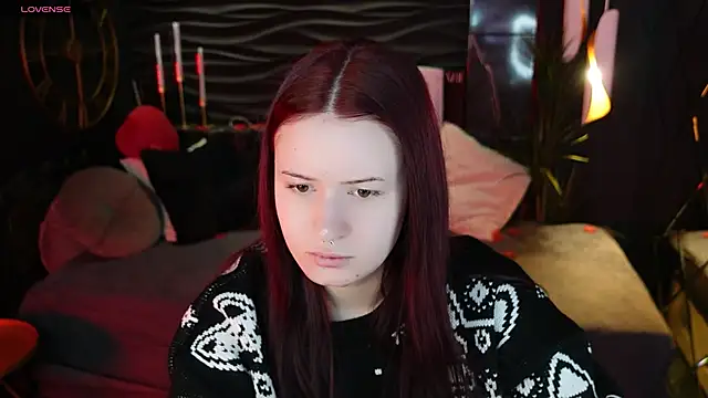 Lily Moonlight online show from 02.19.26