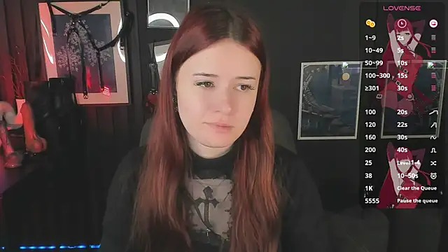 Snapshot of Lily_Moonlight chatting on 06.19.26 Lily Moonlight online show from 06.19.26