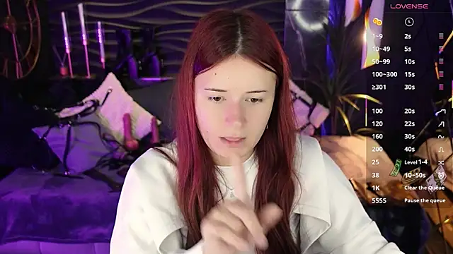 Snapshot of Lily_Moonlight chatting on 07.23.26 Lily Moonlight online show from 07.23.26