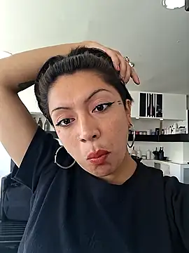 Snapshot of VenomKushx chatting on 02.18.26 VenomKushx online show from 02.18.26