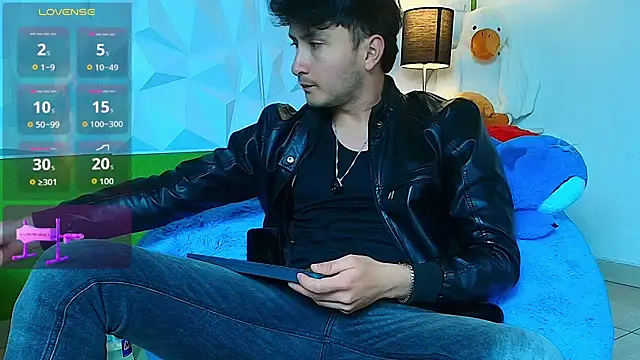 santyago taylor online show from 09.16.25