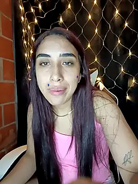 Snapshot of ifeelverywet_andhot chatting on 11.09.25 ifeelverywet andhot online show from 11.09.25